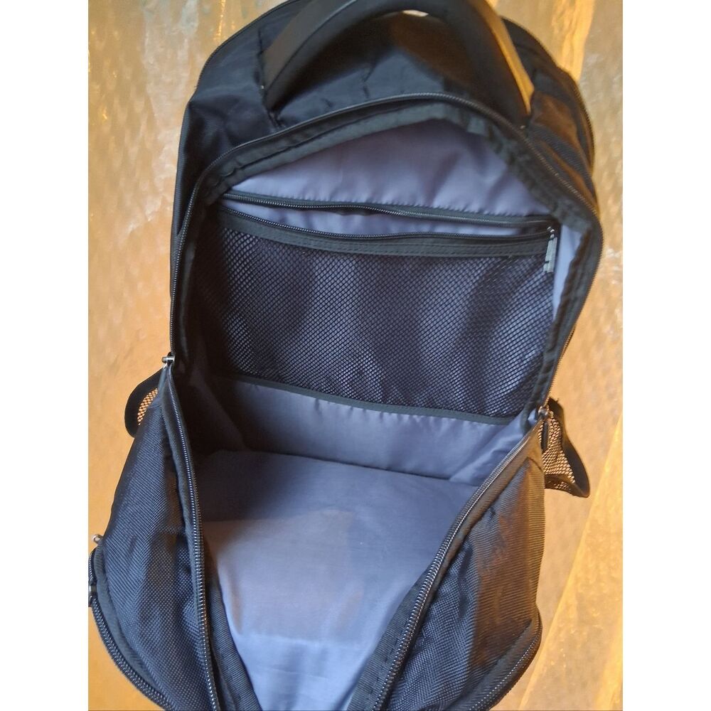 Samsonite Computer/Tablet Black Backpack - Picture 10 of 14